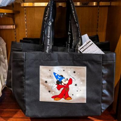 迪士尼樂園米奇魔法師城堡系列肩背包-11月底出貨 預購