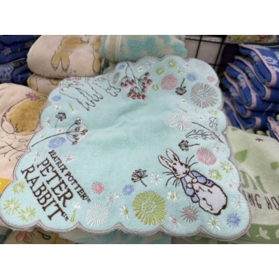 彼得兔粉彩刺繡25x25cm小方巾 特價(VIP下標限定請勿自行下單)