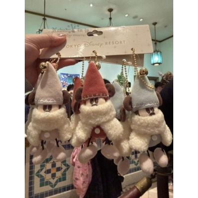 迪士尼樂園2025聖誕米奇小妖精系列3入絨毛吊飾組-12月中出貨 預購