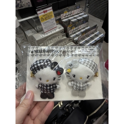 Sanrio 2025kitty生日千鳥格系列2入絨毛髮夾組(VIP下標限定請勿自行下單)