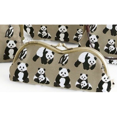 AYANOKOJI上野店數量限定8週年熊猫口金山型眼鏡包(VIP下標限定請勿自行下單)