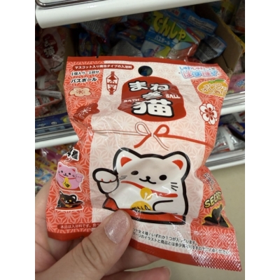 DAISO附隨機玩具泡澡球(VIP下標限定請勿自行下單)