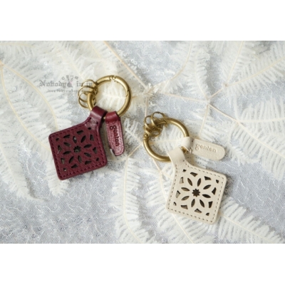 genten聖誕店面限定窗花牛皮鑰匙圈(VIP下標限定請勿自行下單)