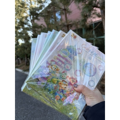 迪士尼樂園達菲20週年紀念美好回憶系列內含一張特殊車票+收納冊組(VIP下標限定請勿自行下單)