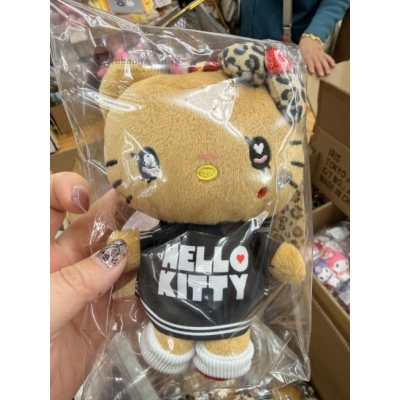 Sanrio曬黑系豹紋蝴蝶結絨毛掛包 特價(VIP下標限定請勿自行下單)