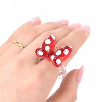 迪士尼商店透明樹脂戒指(VIP下標限定請勿自行下單)