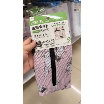 DAISO貓咪款22x24.5cm角型洗衣袋