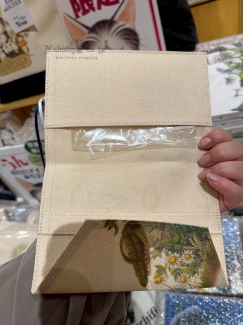 LINE_ALBUM_1123 1100收單12月中出貨（達洋六本木原畫展）_251124_13_結果.jpg