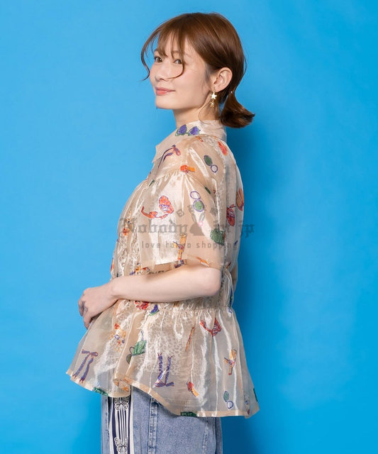 おしゃれネコちゃん柄シアーシャツ-4_OK.jpg