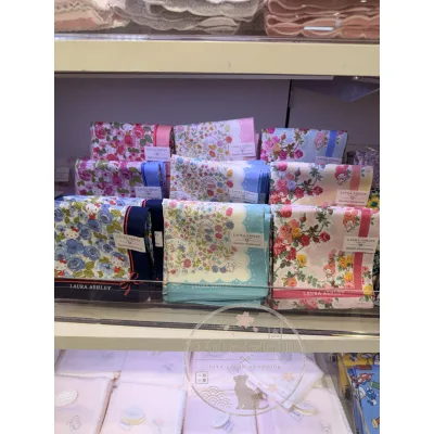 Laura Ashley x Sanrio聯名日本製春夏花卉手帕