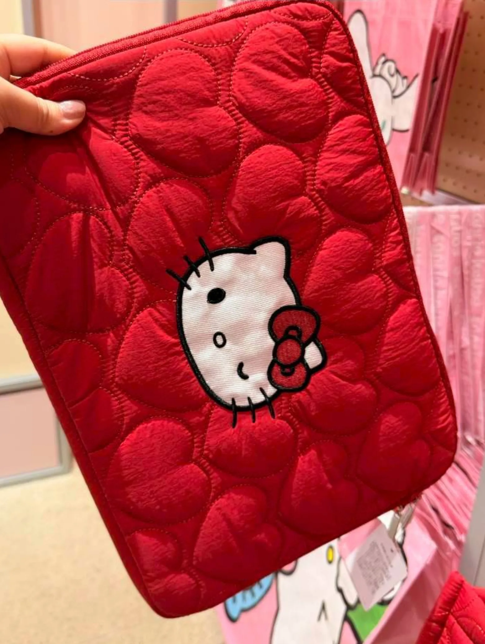 Sanrio house愛心絎縫筆電包