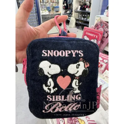 PEANUTS 史努比與BELLE系列單寧刺繡掛包