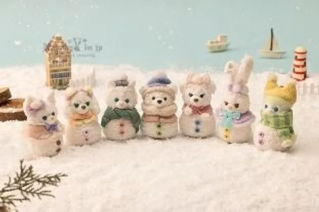 迪士尼樂園達菲雪の日冒險系列雪人絨毛吊飾-12月中出貨 預購