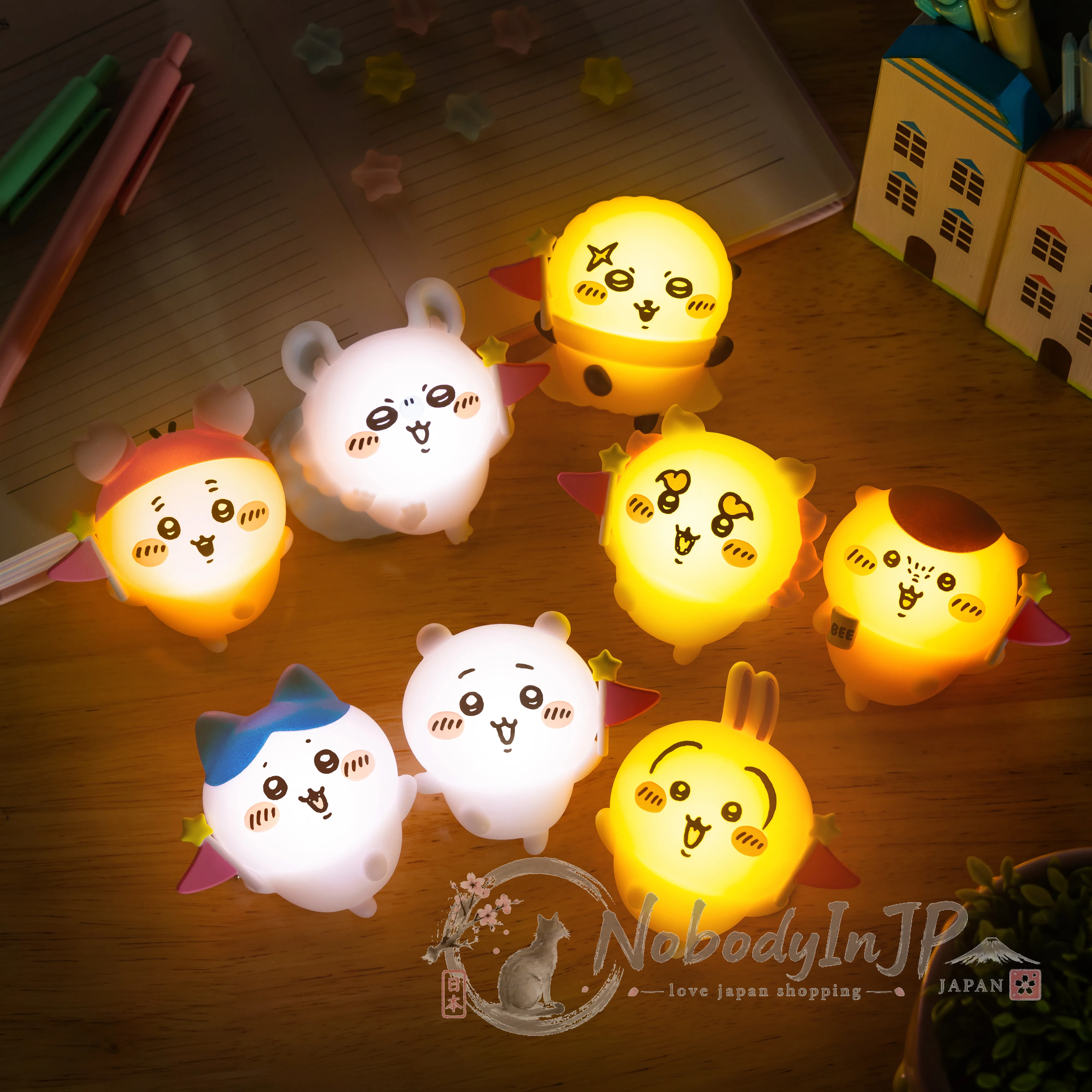 吉伊卡哇Park舉旗發光公仔吊飾盲盒