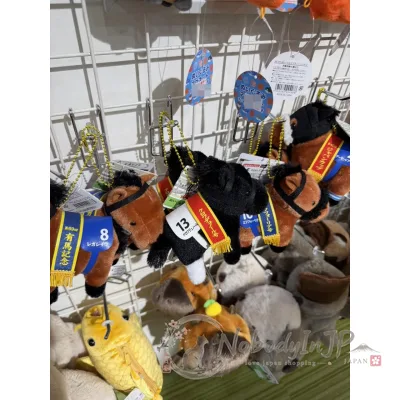 日本賽馬絨毛珠鏈吊飾
