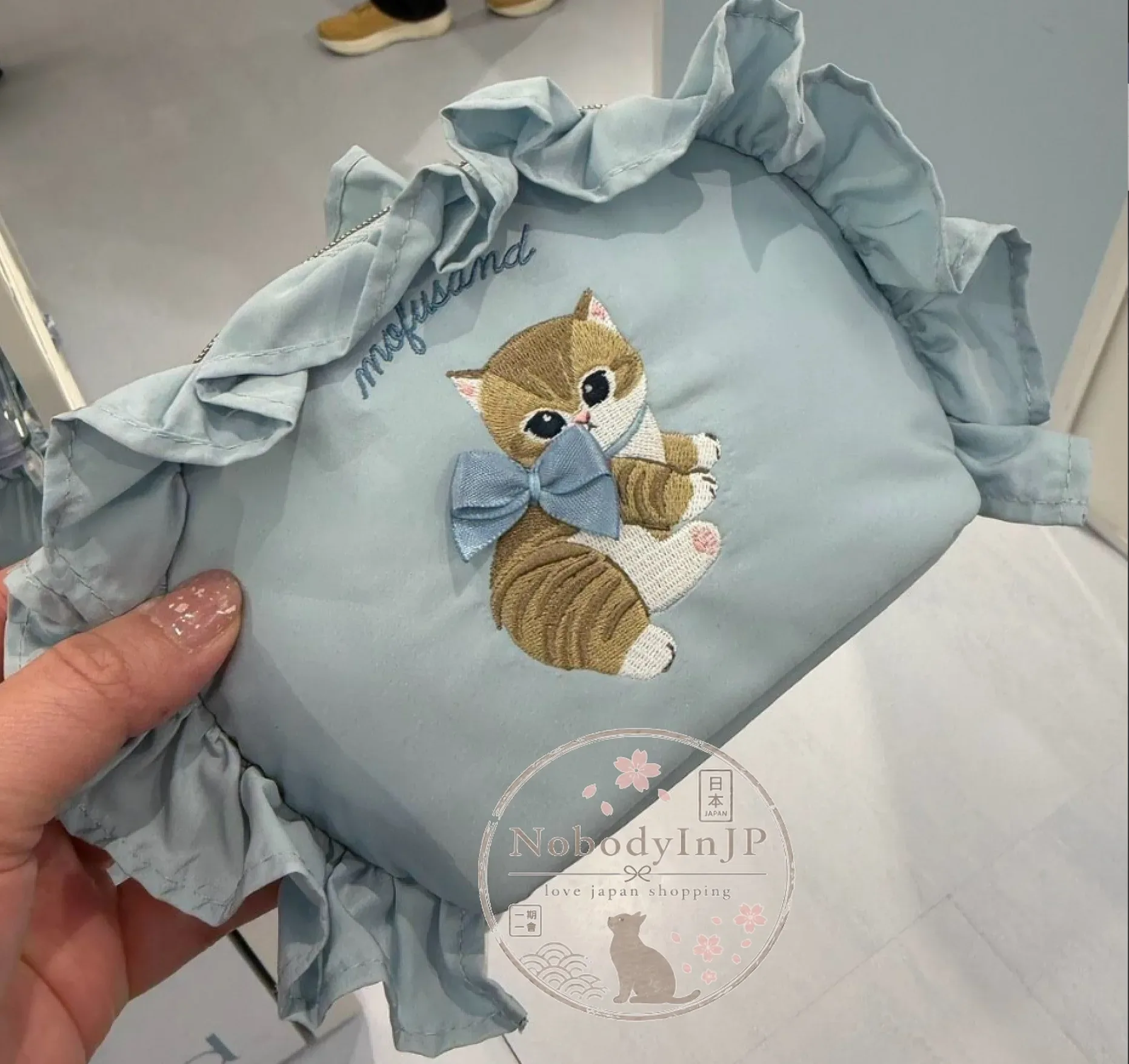 mofusand 貓福珊迪荷葉滾邊刺繡貝殼包