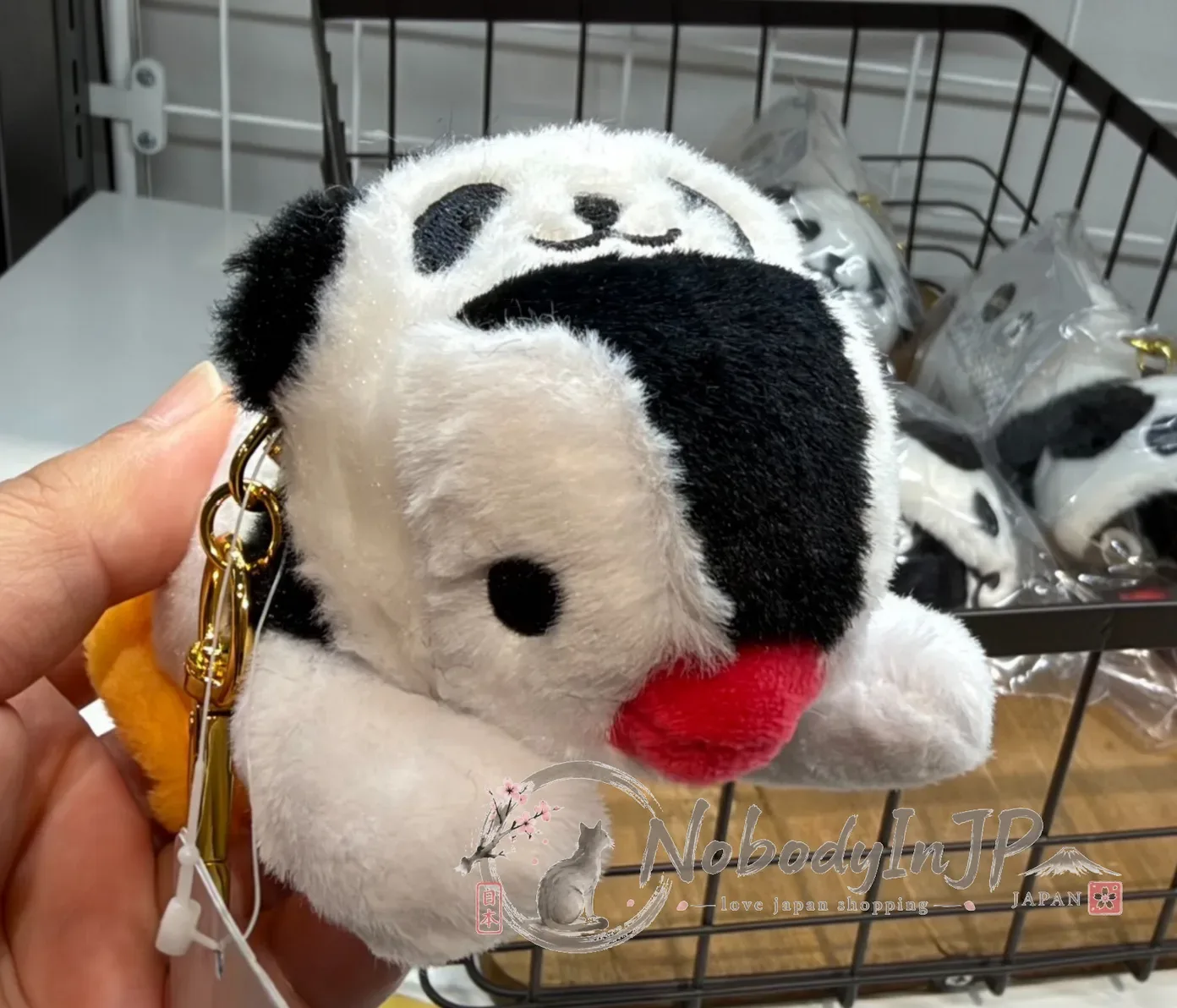 Pingu企鵝限定展熊貓装絨毛吊飾