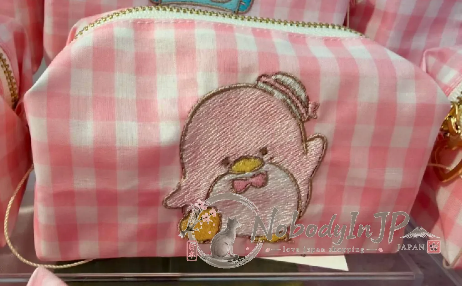 Sanrio伊勢丹期間限定展刺繡防潑水拉錬小物包