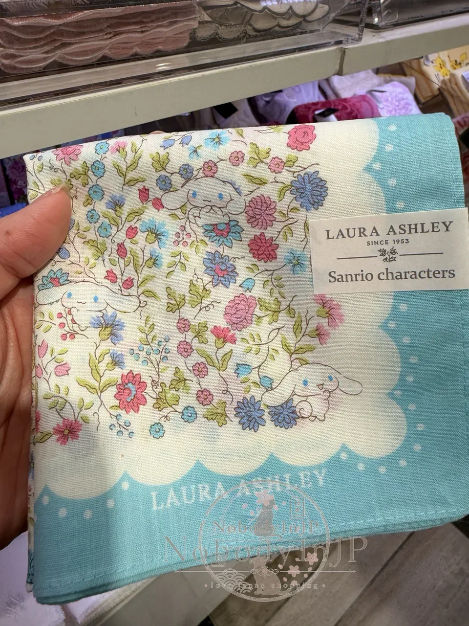 Laura Ashley x Sanrio聯名日本製春夏花卉手帕
