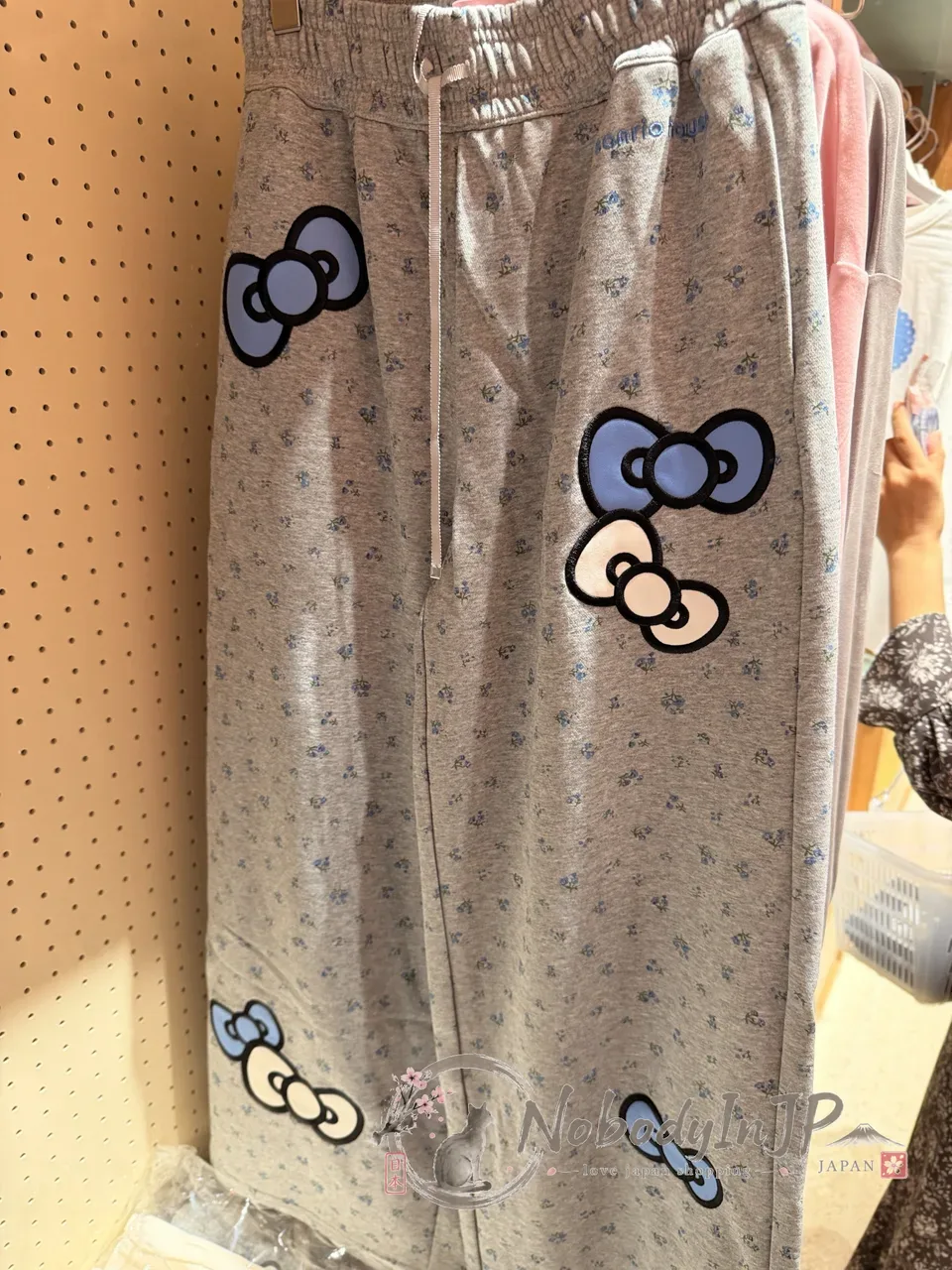 Sanrio house 滿滿蝴蝶結運動長褲