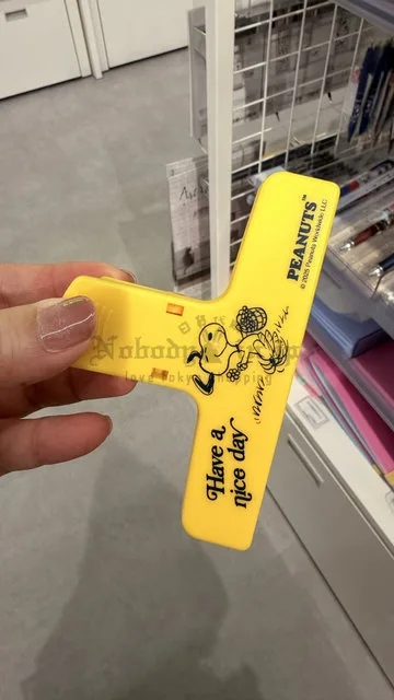 Snoopy史努比大號塑膠夾 
