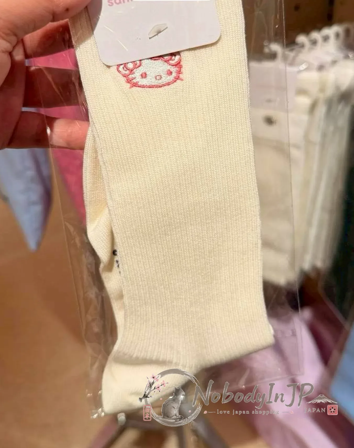 Sanrio house Kitty 雙蝶結刺繡短襪