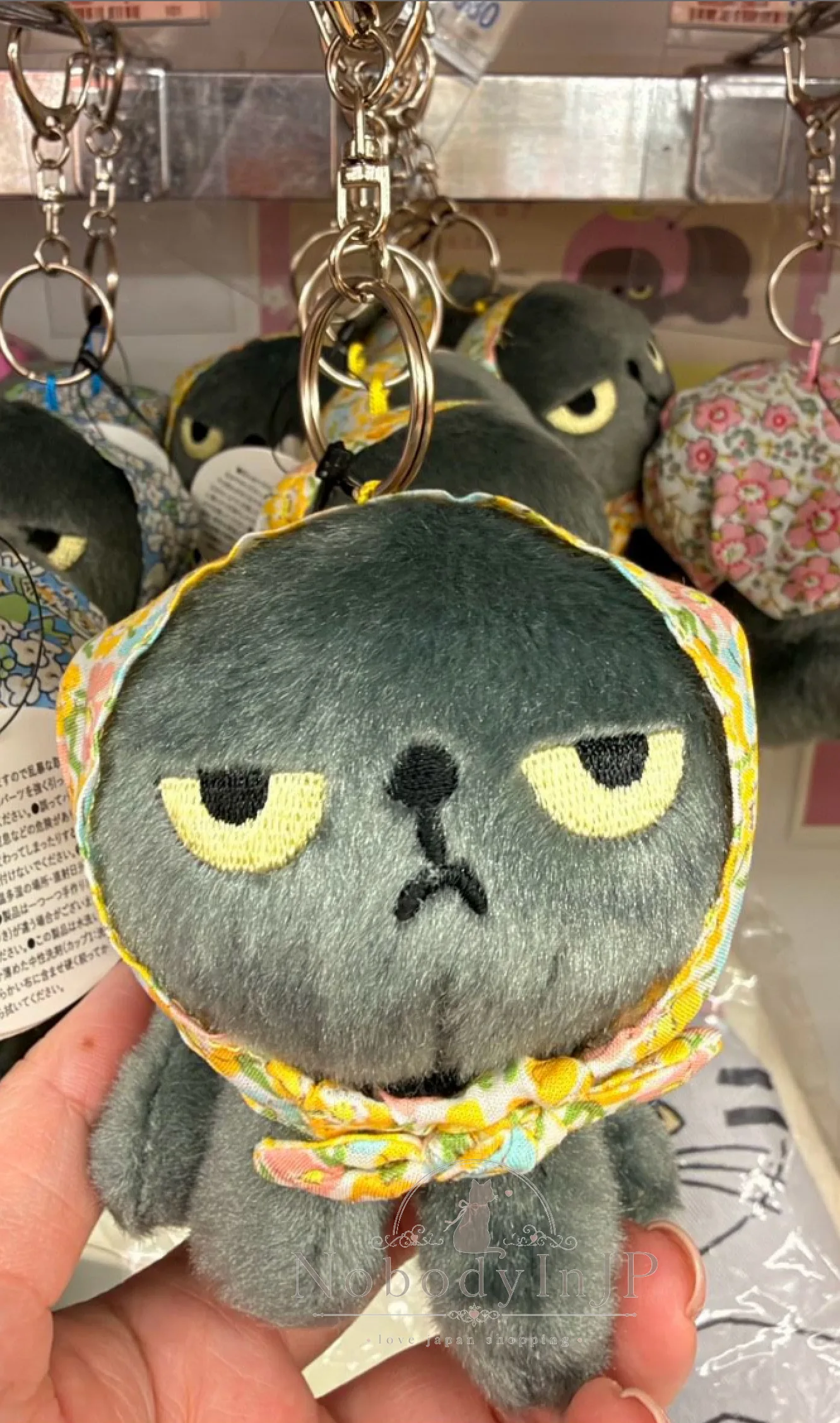 Angry Machiko Flower 真知子不爽貓花絲巾絨毛吊飾 特價