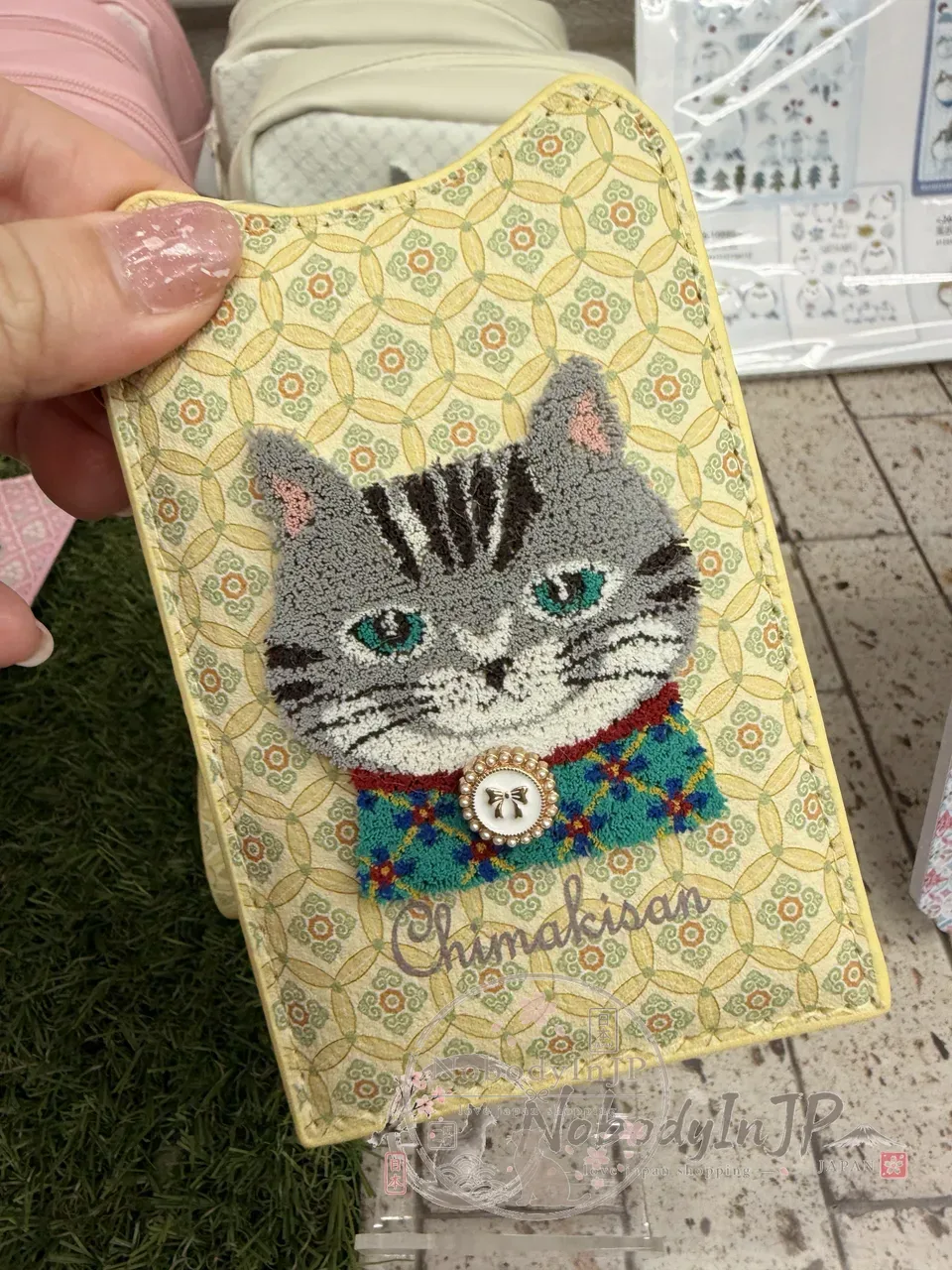 Kusuguru洋裝貓咪合皮刺繡伸縮票卡套 特價