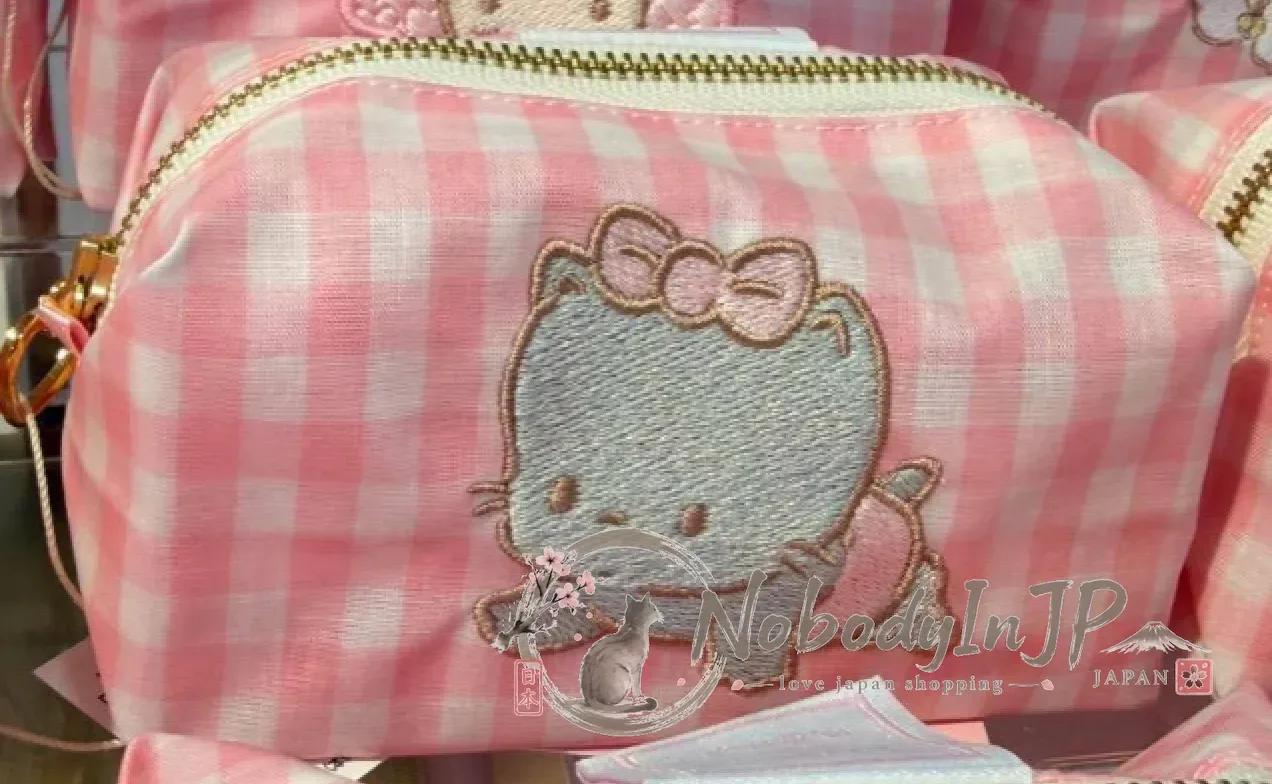 Sanrio伊勢丹期間限定展刺繡防潑水拉錬小物包