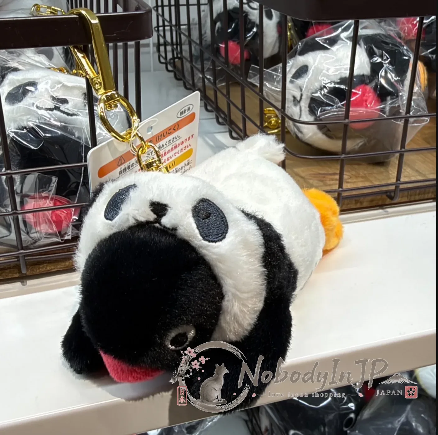 Pingu企鵝限定展熊貓装絨毛吊飾