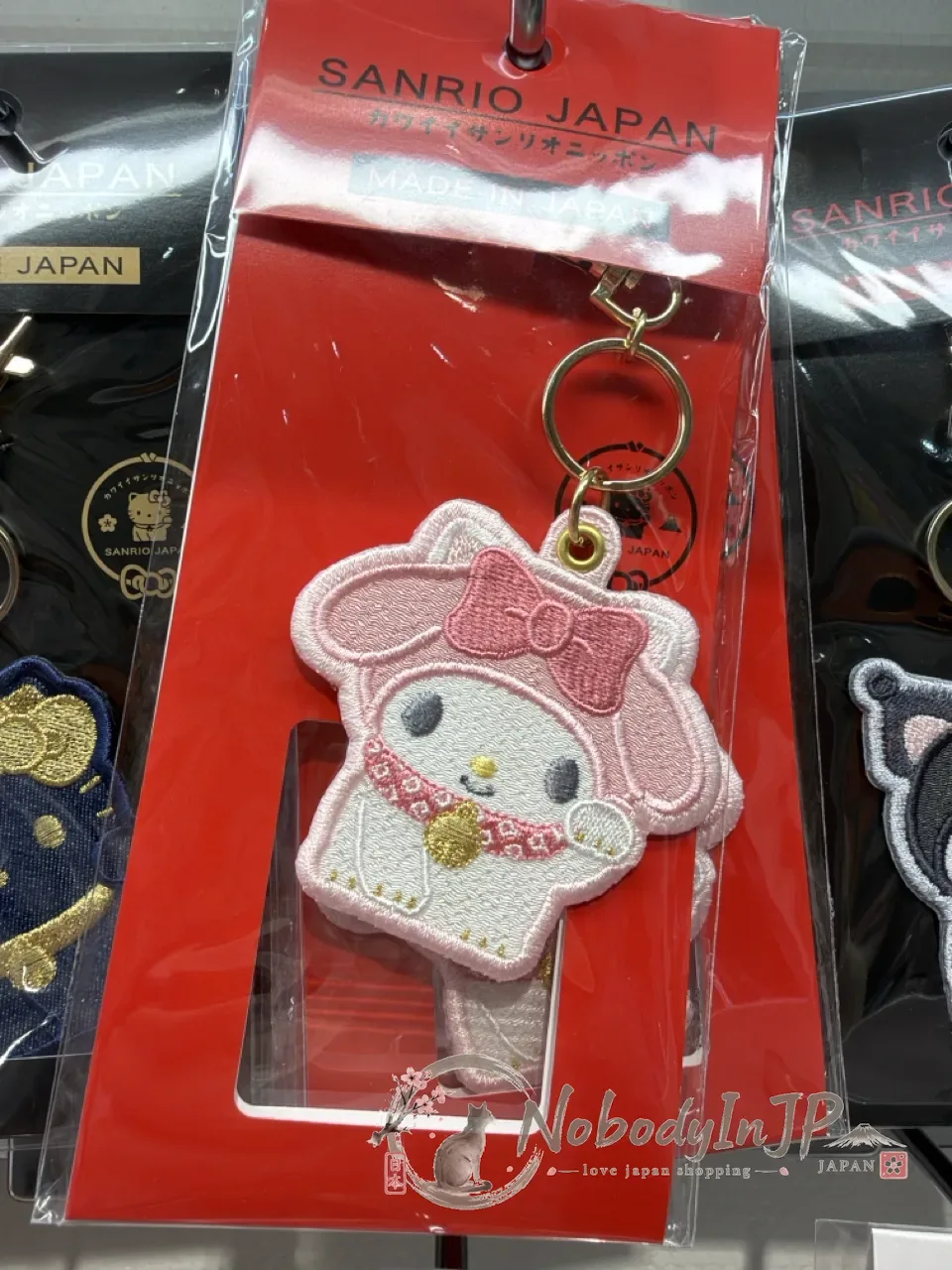 Sanrio 店面限定 JAPAN系列招財貓刺繡吊飾
