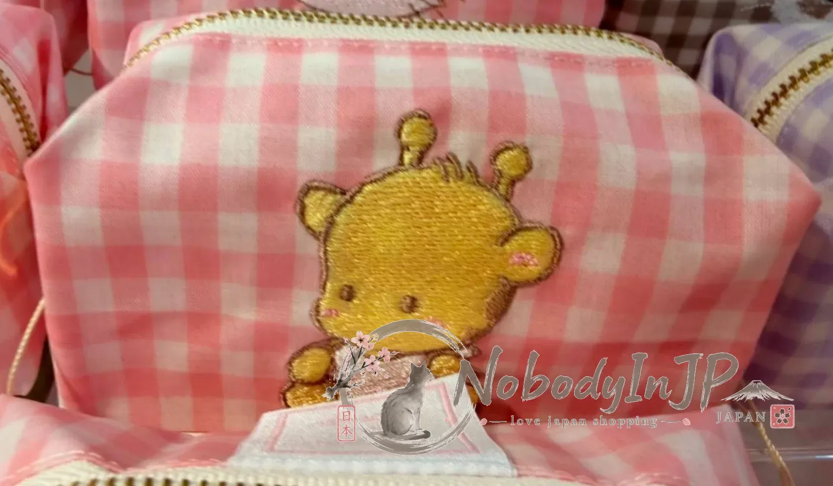Sanrio伊勢丹期間限定展刺繡防潑水拉錬小物包