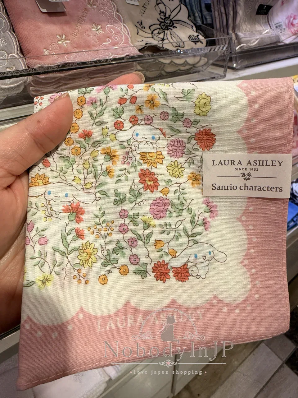 Laura Ashley x Sanrio聯名日本製春夏花卉手帕