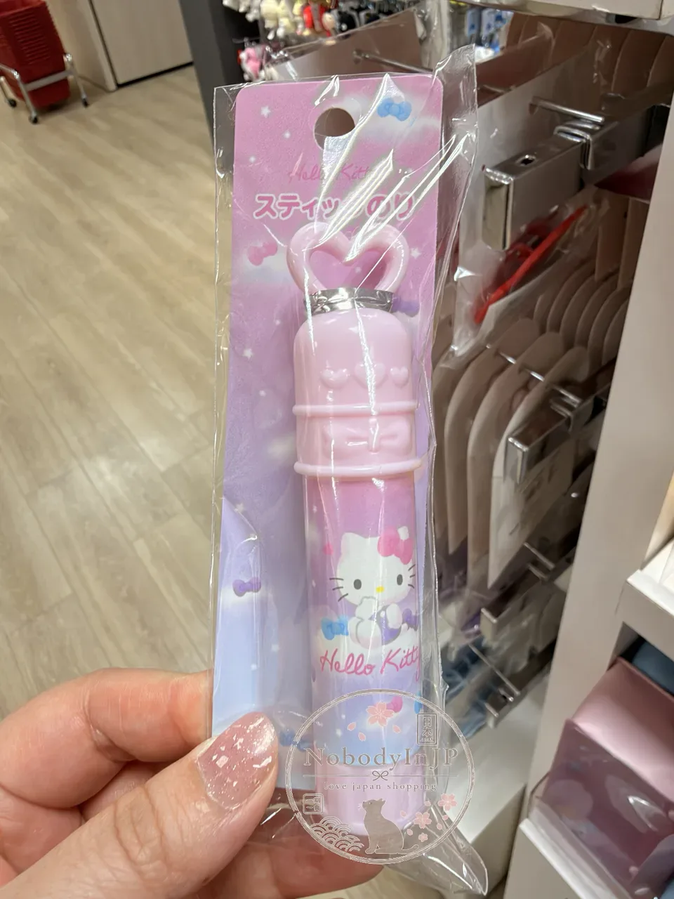 Sanrio 愛心蓋固體口紅膠