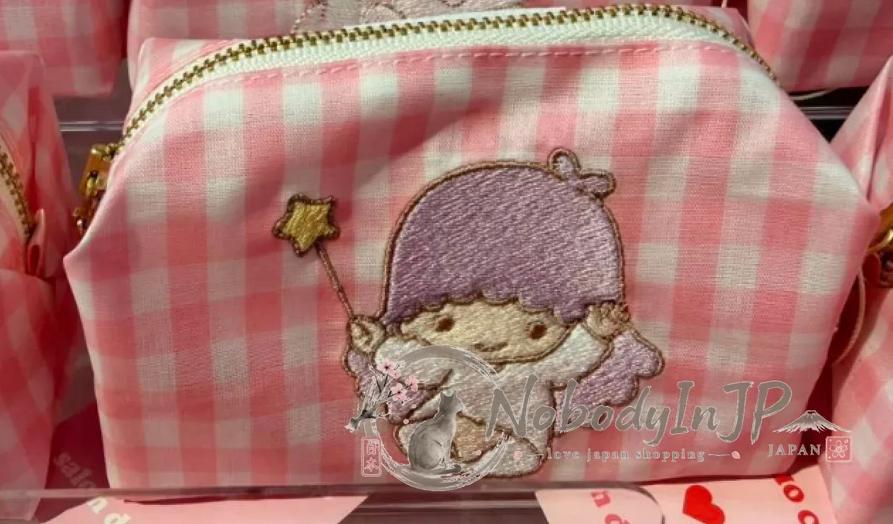 Sanrio伊勢丹期間限定展刺繡防潑水拉錬小物包
