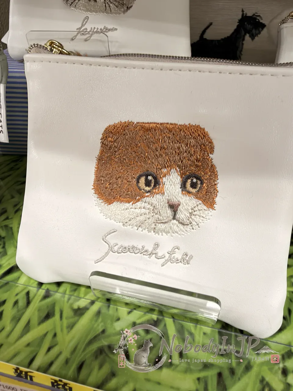 FLOWERING貓系刺繡毛球合皮拉錬袋 特價